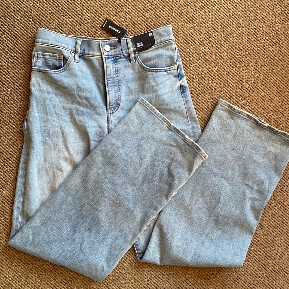 Express Light Wash Jeans